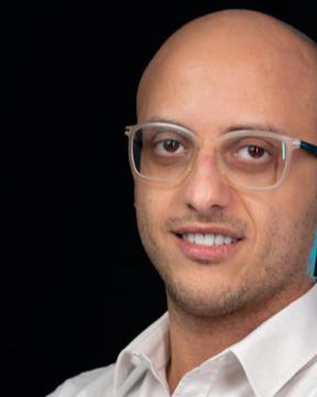 فاضل عماد